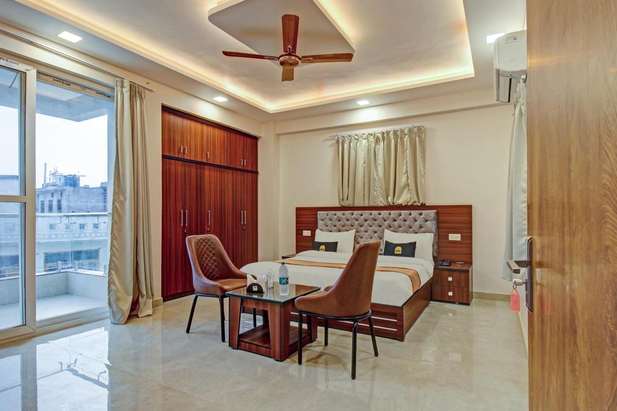 Townhouse Oak Vs Shivanya Lucknow Exteriör bild