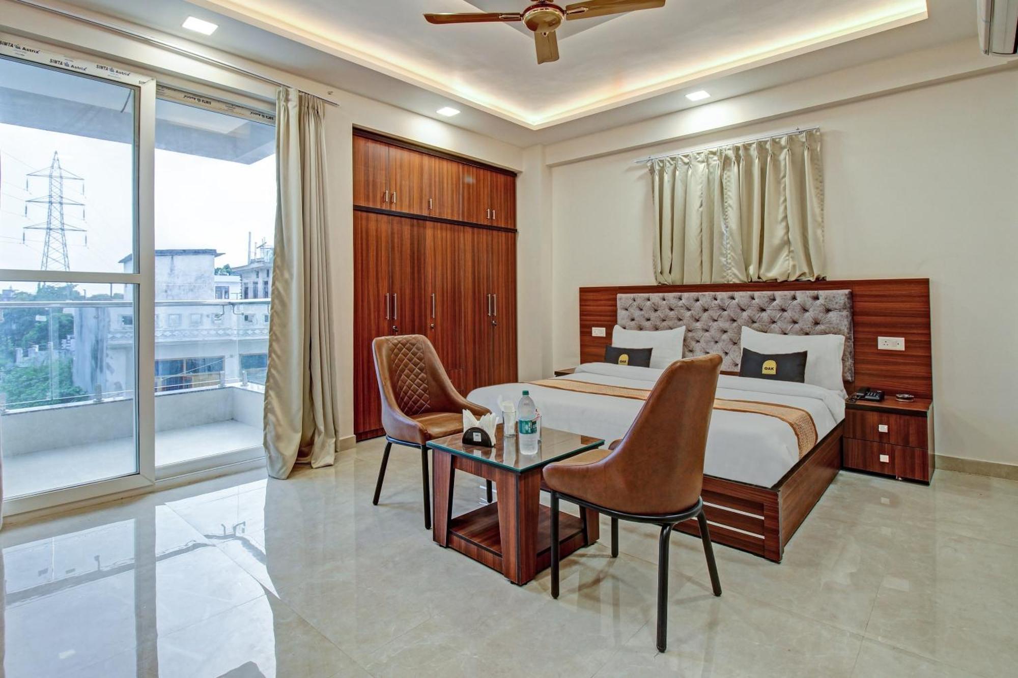 Townhouse Oak Vs Shivanya Lucknow Exteriör bild