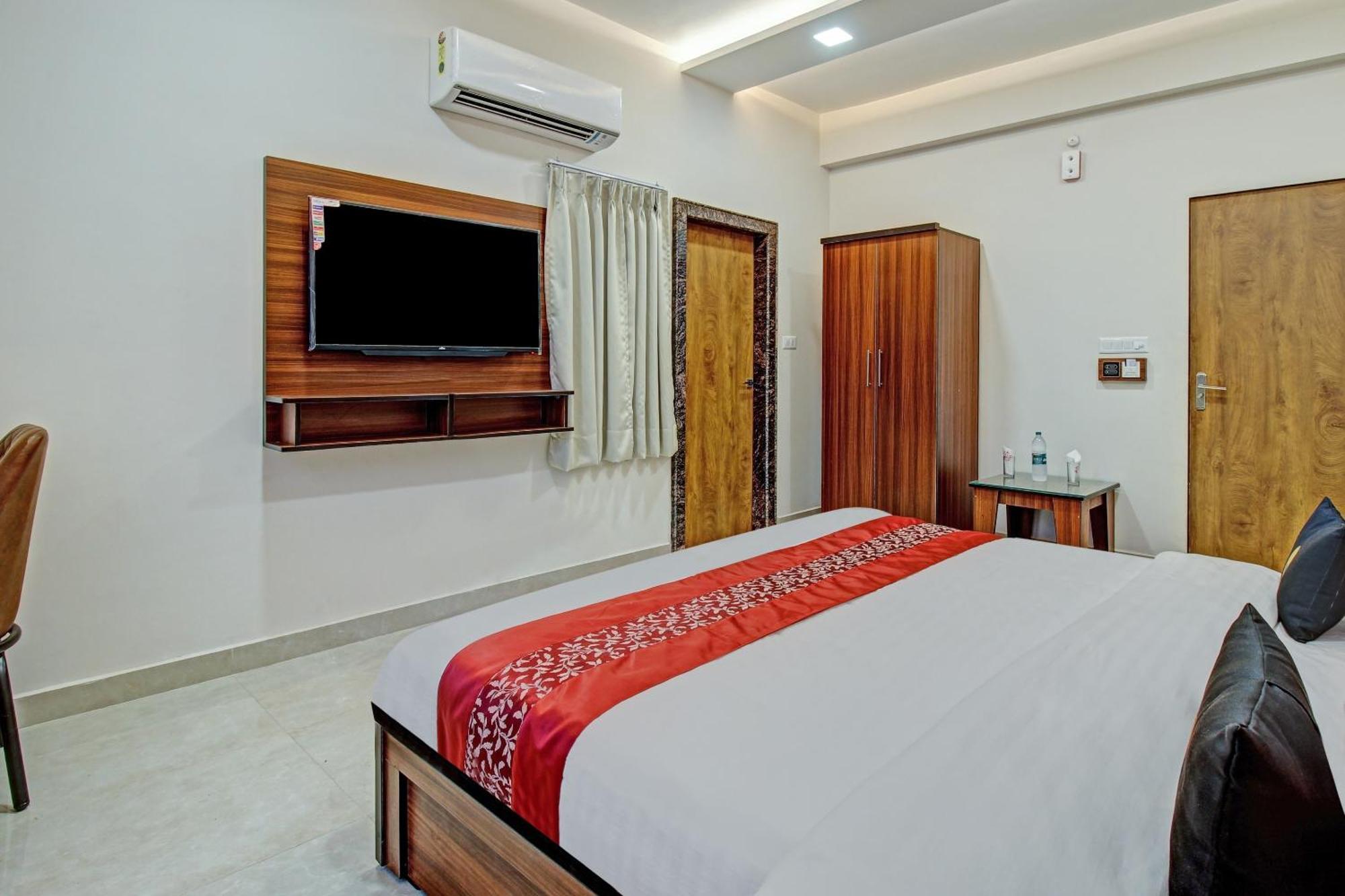 Townhouse Oak Vs Shivanya Lucknow Exteriör bild
