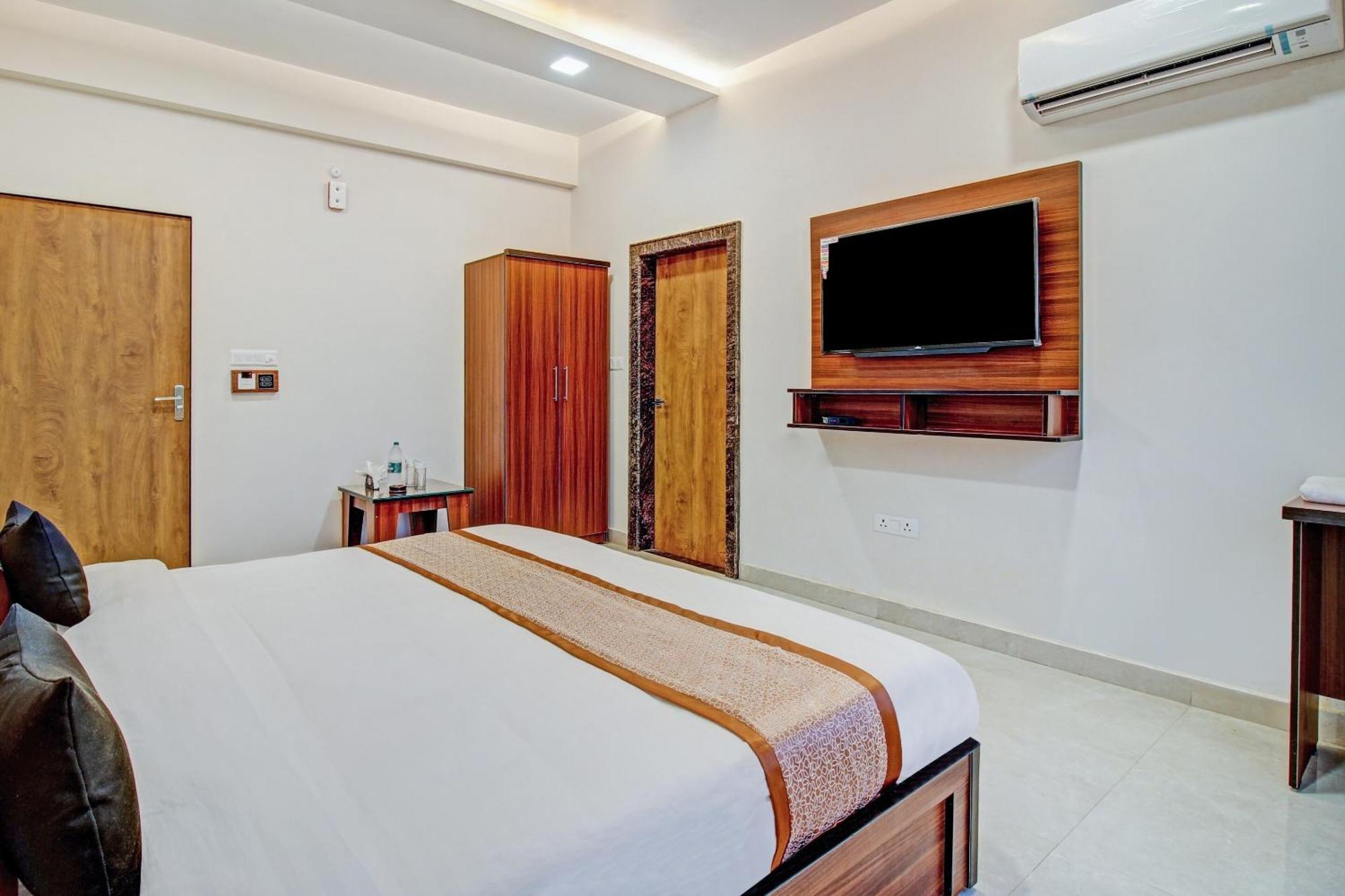 Townhouse Oak Vs Shivanya Lucknow Exteriör bild