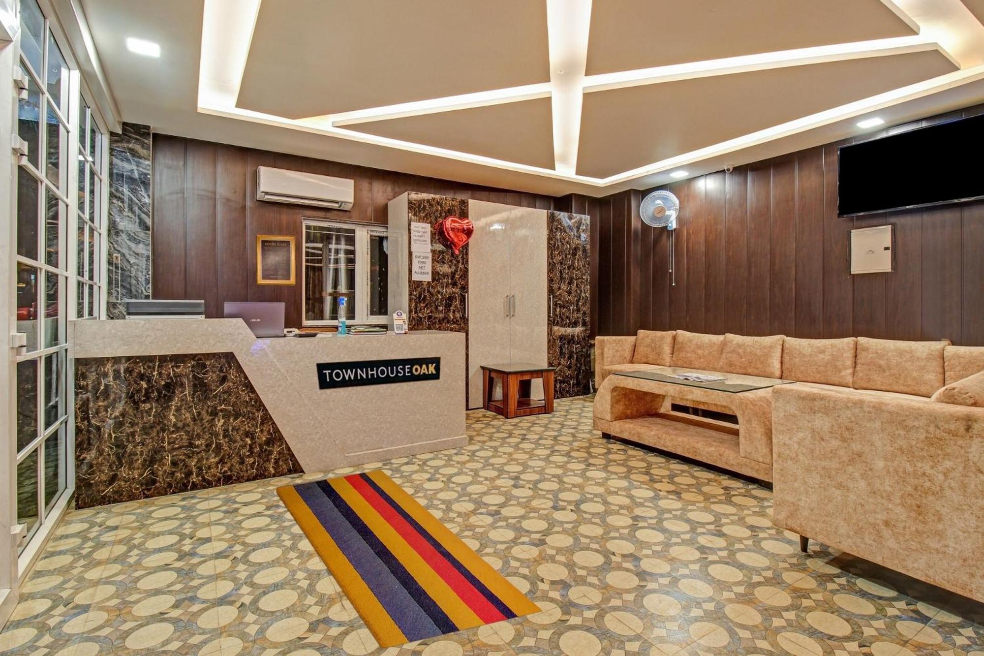 Townhouse Oak Vs Shivanya Lucknow Exteriör bild